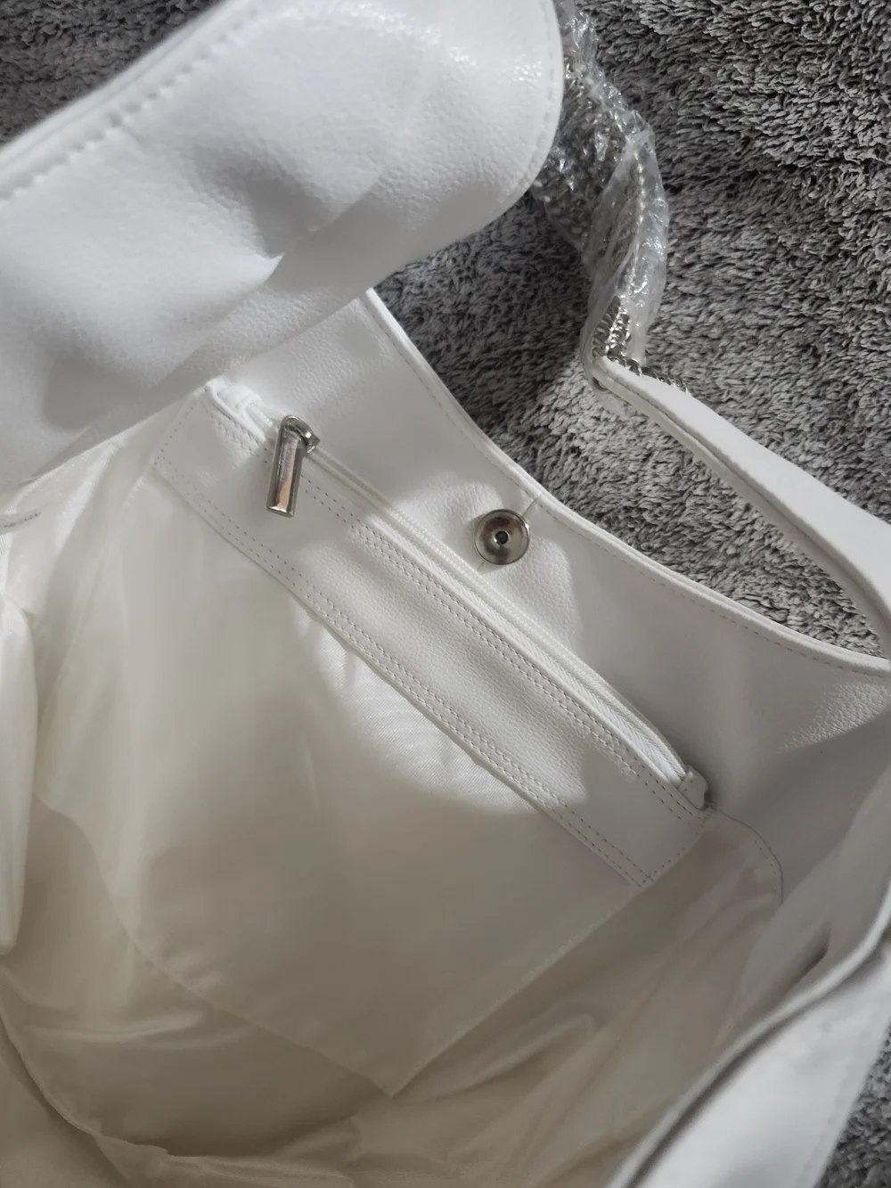 White Minimalist Hobo Handbag Chainlink Style Handle Detail